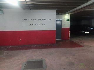 Garaje en alquiler en Zona Teatro Campoamor en Oviedo