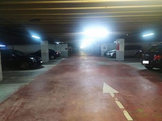 Garaje en alquiler en Zona Teatro Campoamor en Oviedo