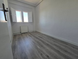 Piso en alquiler en Oliver en Zaragoza