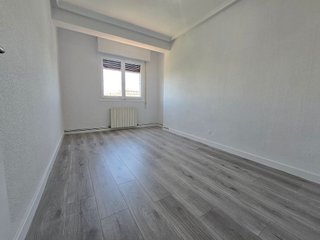 Piso en alquiler en Oliver en Zaragoza