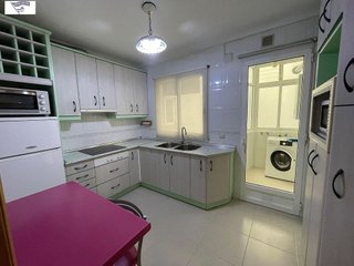 Piso en alquiler en Hospital - Parque sur en Albacete