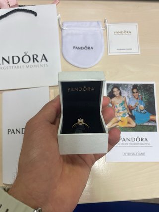 Anillo Pandora Solitario Corona Brillante