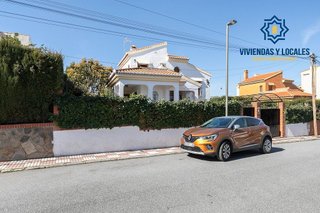 Chalet en venta en Otura