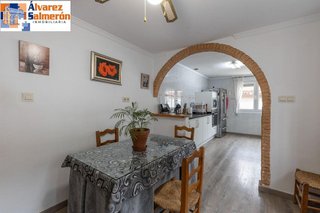 Casa adosada en venta en Ogíjares