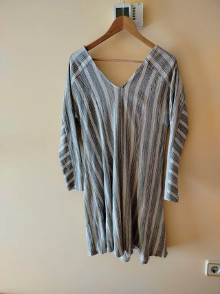 Vestido skater Zara rayas gris y arena