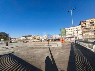 Local comercial en venta en Numancia - San Fernando en Santander