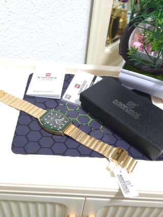 Reloj Naviforce Hombre Oro y Verde