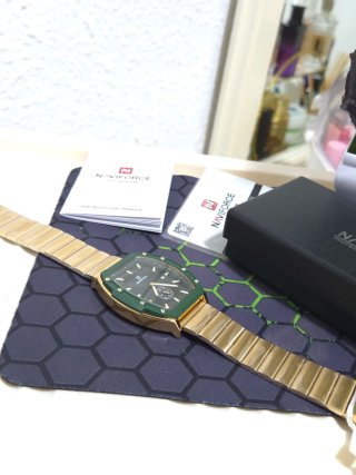 Reloj Naviforce Hombre Oro y Verde