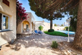 Chalet en venta en Empuriabrava en Castelló d´Empúries
