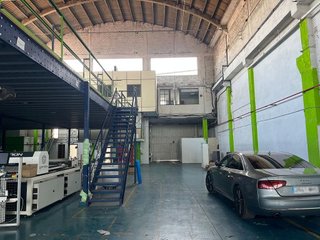 Nave industrial en alquiler en Centre en Hospitalet de Llobregat, L´