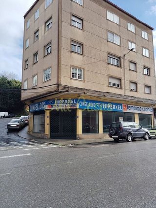 Local comercial en venta en Noia