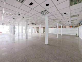 Local comercial en venta en Albox