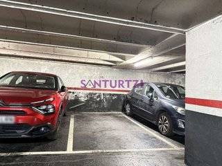 Garaje en venta en Santurtzi