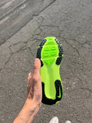 Nike Vomero 18