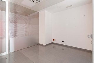 Local comercial en alquiler en Passeig Maragall - Zona Estació en Gavà