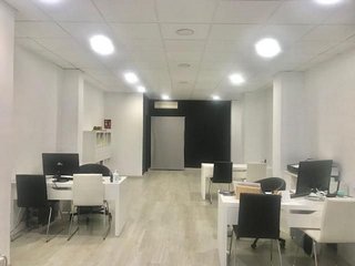 Local comercial en alquiler en Sant Joan - Molí del Vent en Vilanova i La Geltrú