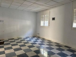 Local comercial en alquiler en Sant Joan - Molí del Vent en Vilanova i La Geltrú