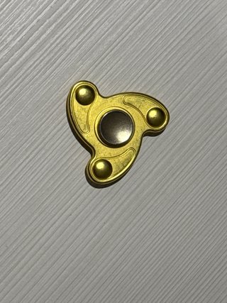 2 Fidget Spinners (Negro y Dorado)