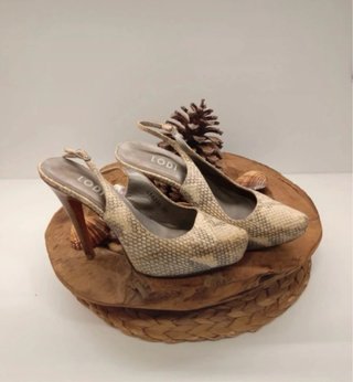 Zapatos de tacón piel slingback