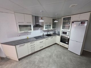 Piso en alquiler en Linares