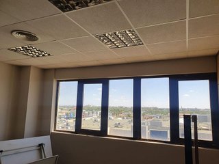 Oficina en alquiler en Barrio Bajo en San Juan de Aznalfarache