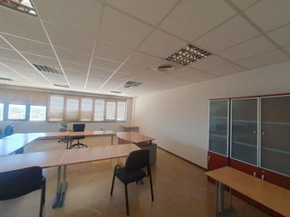 Oficina en alquiler en Barrio Bajo en San Juan de Aznalfarache