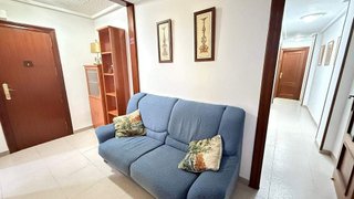 Piso en alquiler en Los Ángeles en Alicante