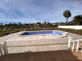 Chalet en venta en Catral