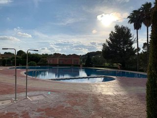 Local comercial en venta en Centro en Chiva