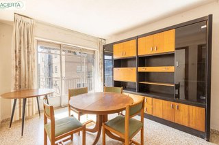 Piso en venta en Polígono Cartuja – La Paz en Granada