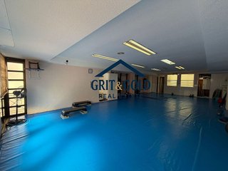 Edificio en venta en Centro en Santa Pola
