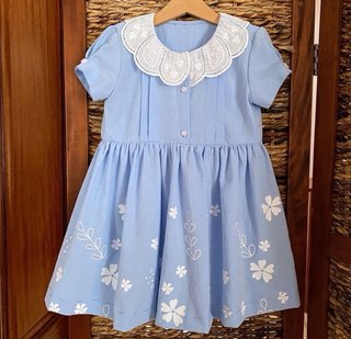 Lote 12 vestidos y 3 jerséis