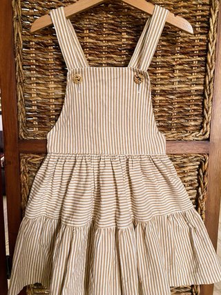 Lote 12 vestidos y 3 jerséis