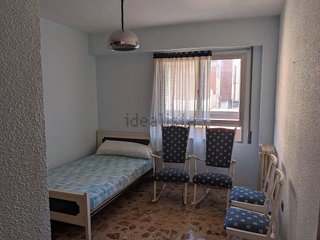 Piso en venta en Santa Cruz - Industria - Polígono Campollano en Albacete