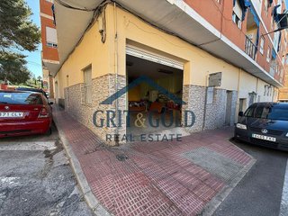 Local comercial en venta en Centro en Santa Pola