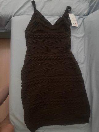Vestido de ganchillo marrón