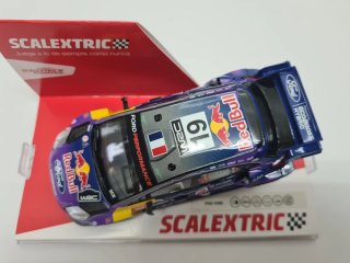 Scalextric Ford Puma WRC Loeb 1:32