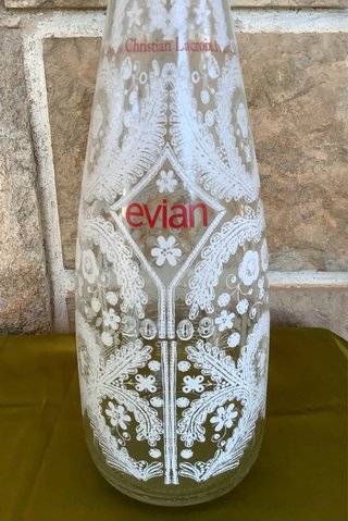 Evian Christian Lacroix Botella 2008