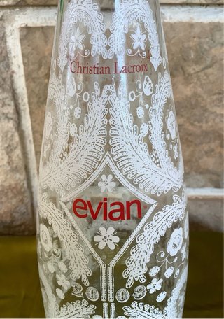 Evian Christian Lacroix Botella 2008