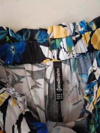 Pantalones cortos florales cintura elástica