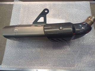 Escape Akrapovic Yamaha R7 22'-23'