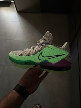 Zapatillas Nike LeBron XVII Low, Fotoluminiscentes