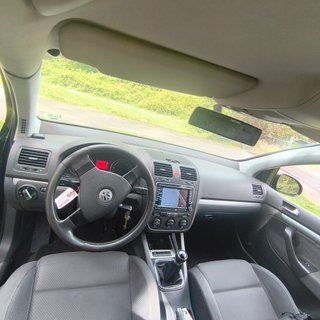 Volkswagen Golf 2005