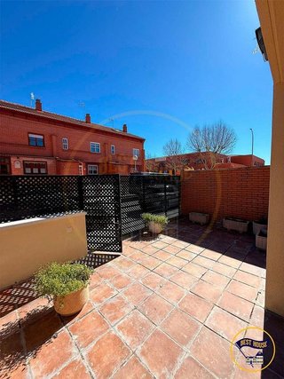 Casa adosada en venta en San Fernando - Carretera de Valencia en Cuenca
