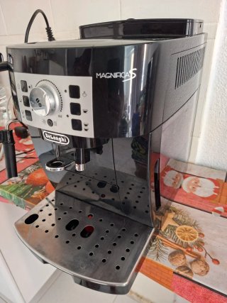 Cafetera DeLonghi Magnifica S