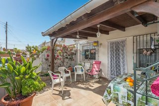 Casa adosada en venta en La Siesta - El Salado - Torreta en Torrevieja