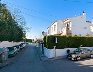 Casa adosada en venta en Ogíjares