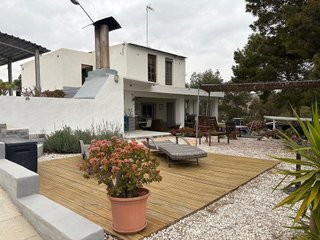 Chalet en venta en Peña de las Águilas en Elche