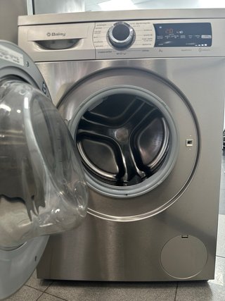 Lavadora Balay 8kg semi nueva