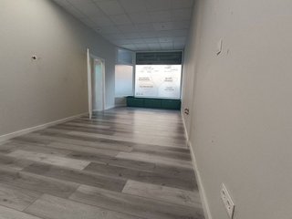 Local comercial en venta en Cascajos - Piqueras en Logroño